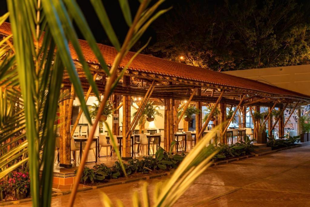 Hotel Vanguardia Natural El Cairo  Exterior photo
